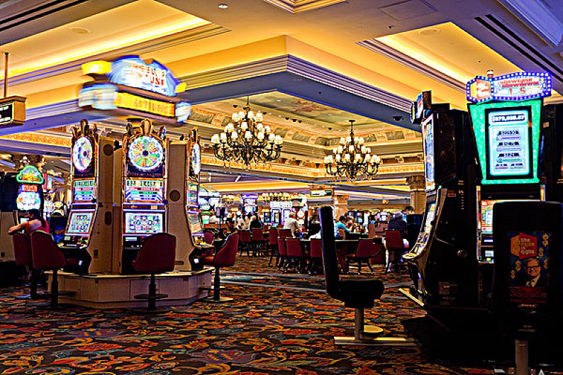 What is a Curved Casino Display?