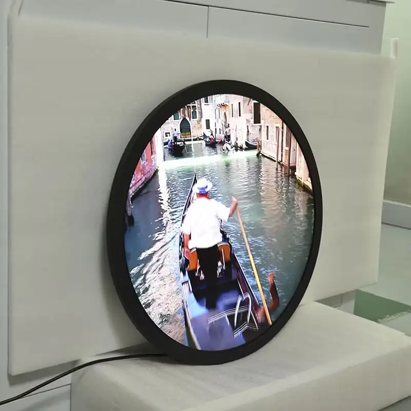 Innovative applications of Round LCD Display